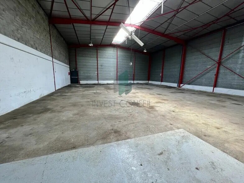 14 Rue Des Oziers, SAINT-OUEN-L'AUMONE à louer - Photo de l’immeuble – Image 3 sur 7