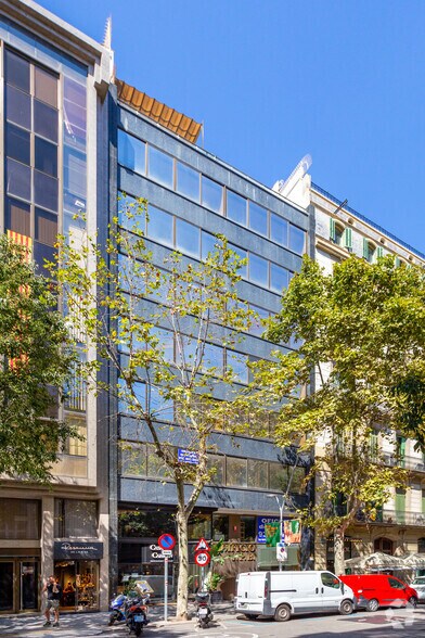 Bureau dans Barcelone, Barcelona à louer - Photo principale – Image 2 sur 3