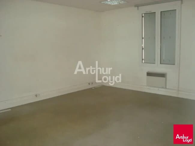 Plus de détails pour Bureau à louer