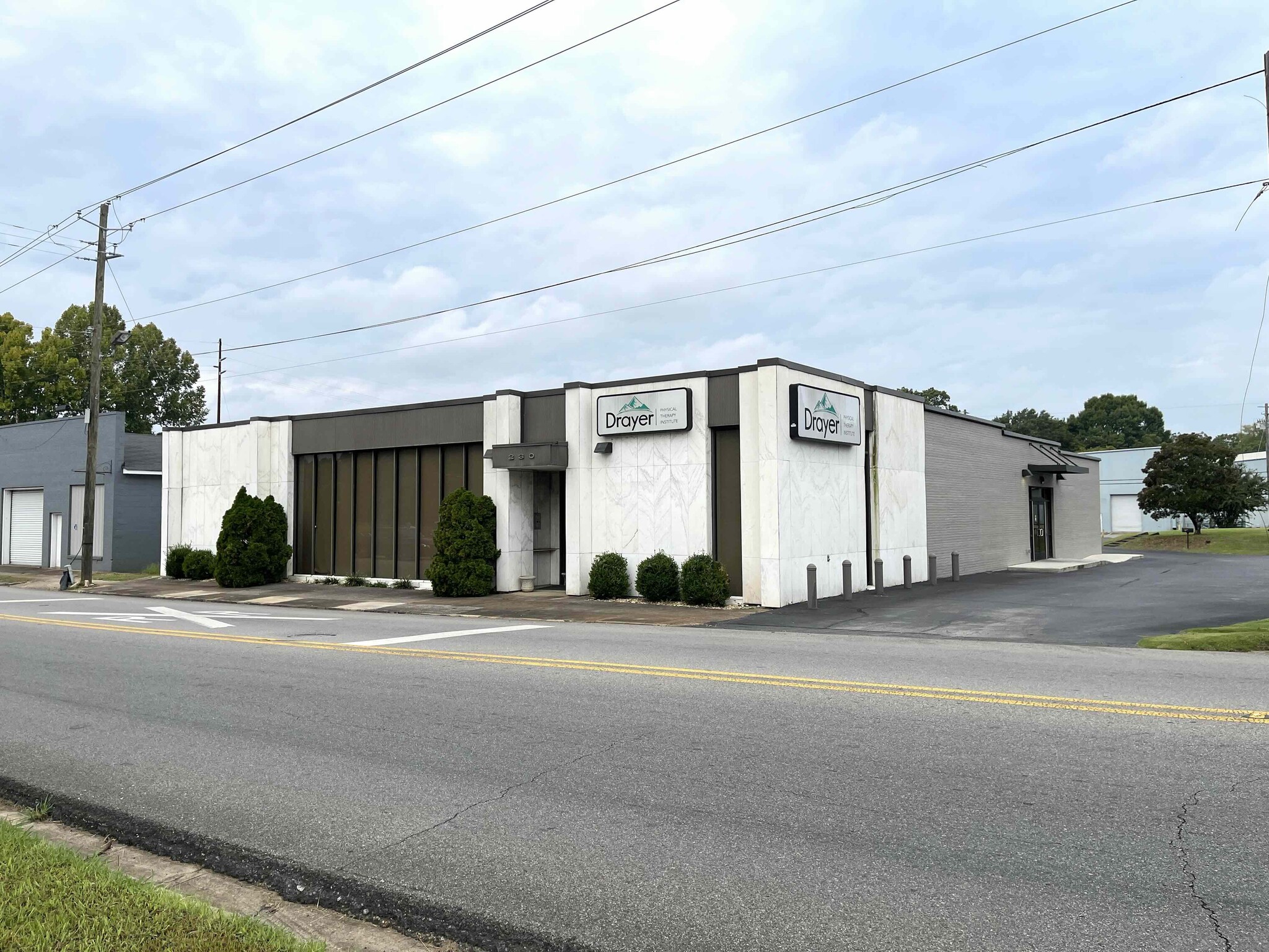 230 East St N, Talladega, AL à louer Photo de l’immeuble– Image 1 sur 6