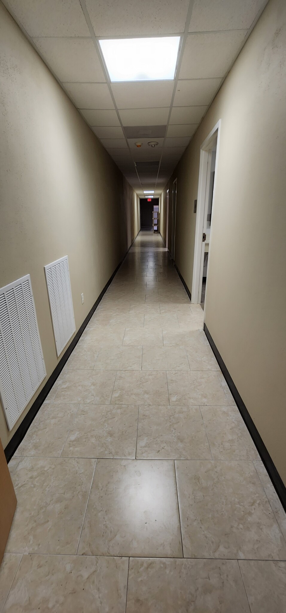 344 Twin City Hwy, Port Neches, TX à louer Photo intérieure– Image 1 sur 26