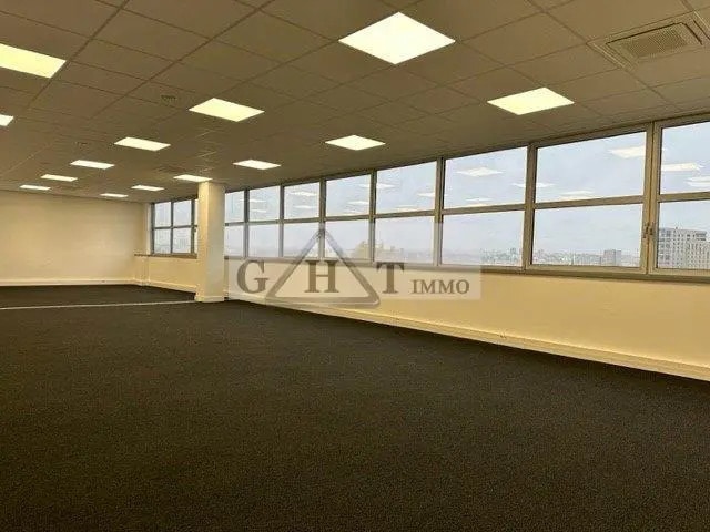 Bureau dans Alfortville à louer - Photo intérieure – Image 2 sur 4