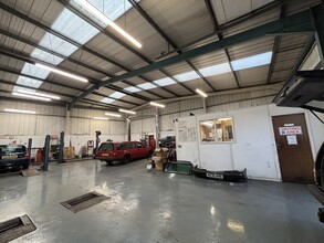 Young St, Bradford à louer Photo intérieure– Image 2 sur 2