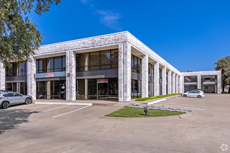 4801 Spring Valley Rd, Farmers Branch, TX à louer - Photo principale – Image 1 sur 10