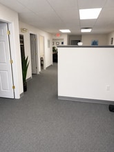 479 Rt 79, Morganville, NJ à louer Photo intérieure– Image 2 sur 7