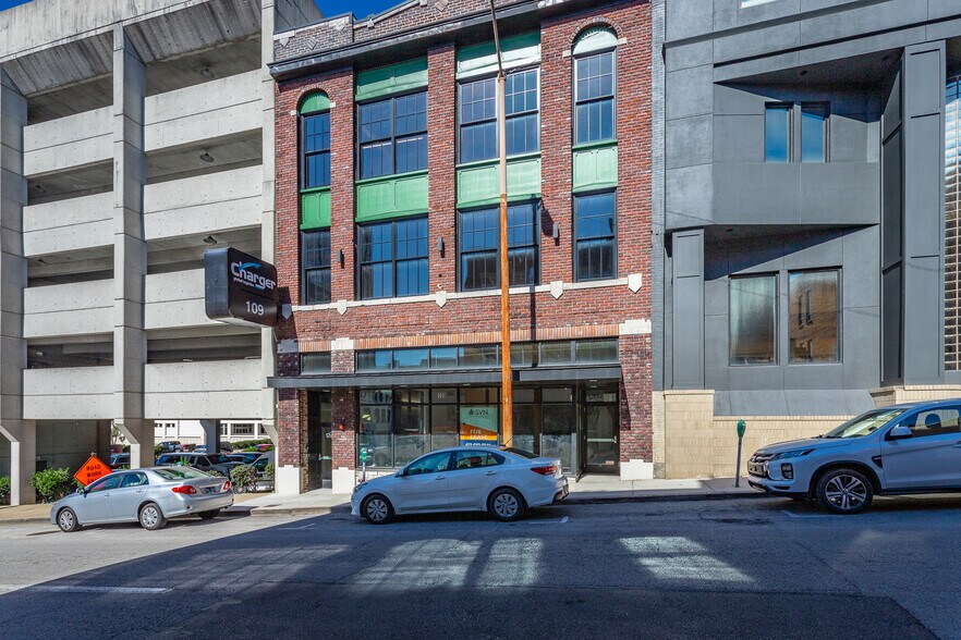 109 E 7th St, Chattanooga, TN à louer - Photo de l’immeuble – Image 2 sur 14