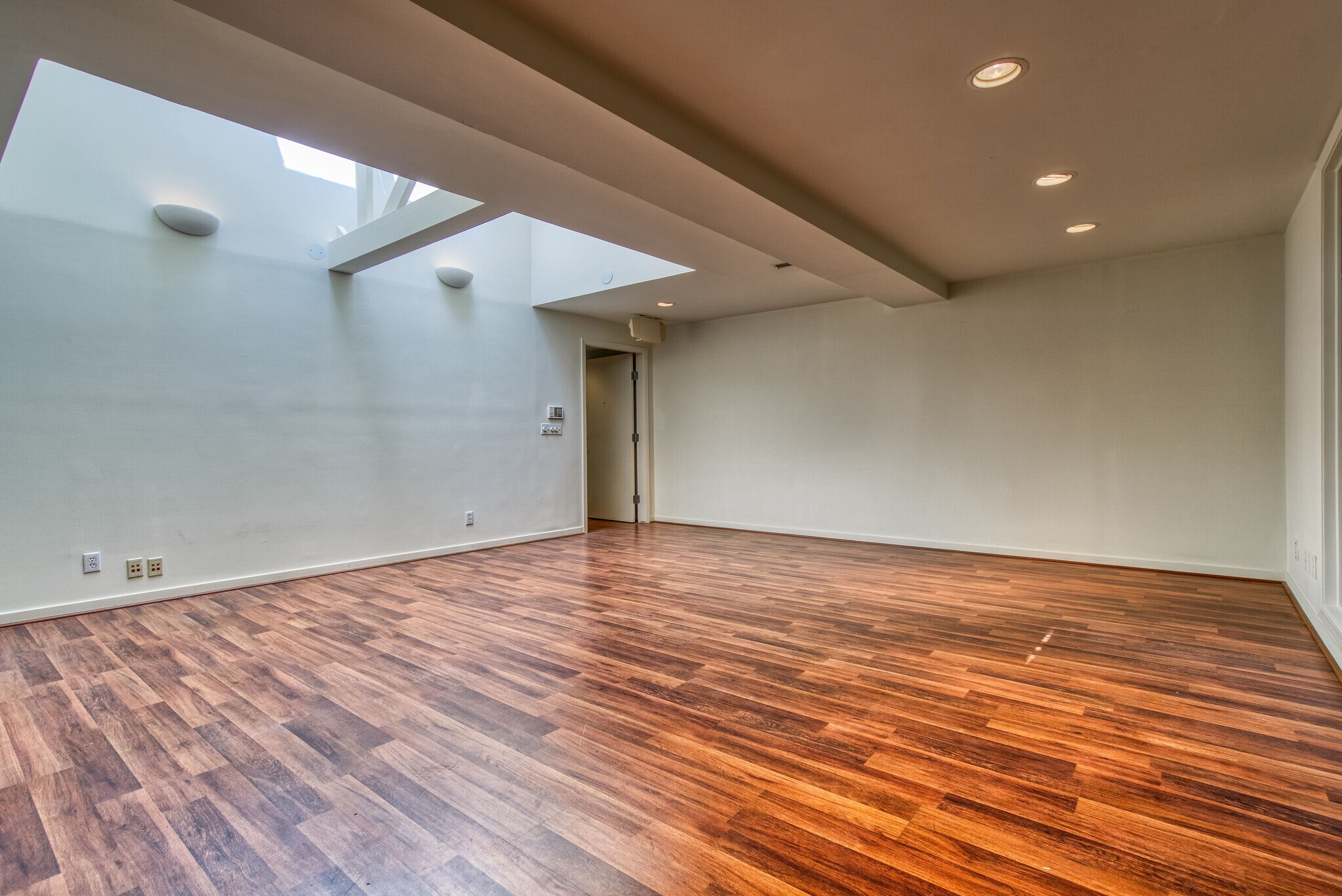 231-239 W Portal Ave, San Francisco, CA à vendre Photo intérieure– Image 1 sur 4