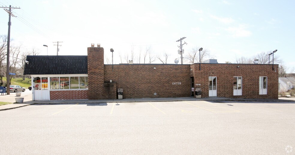 19505 Euclid Ave, Euclid, OH à vendre - Photo de l’immeuble – Image 2 sur 4