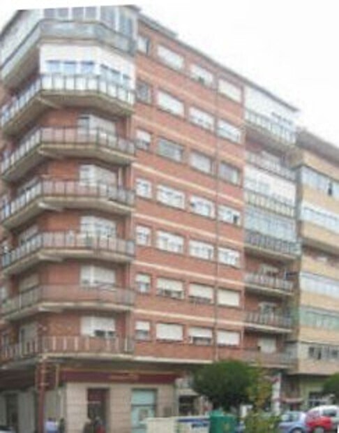 Immeuble residentiel dans Palencia, Palencia à vendre Photo de l’immeuble– Image 1 sur 2