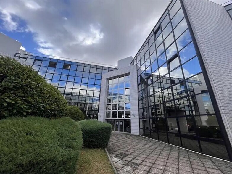 5 Avenue Albert Durand, Blagnac à vendre - Photo de l’immeuble – Image 1 sur 27