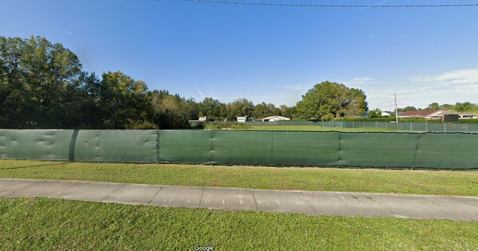5406 W Linebaugh Ave, Tampa, FL à louer - Photo de l’immeuble – Image 2 sur 2