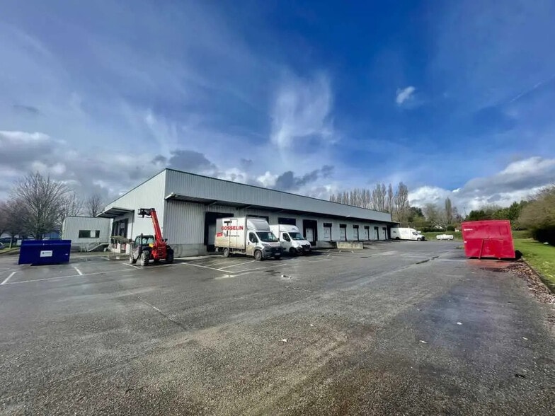 Bureau dans Eslettes à louer - Photo de l’immeuble – Image 1 sur 28