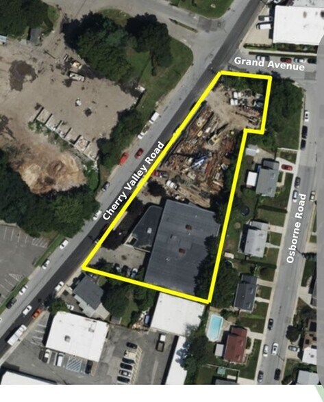 110 Cherry Valley Ave, West Hempstead, NY à vendre - Photo de l’immeuble – Image 3 sur 4