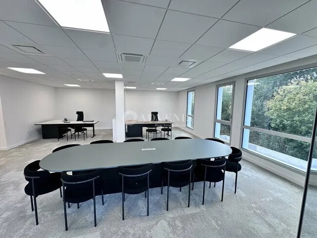 Plus de détails pour Bureau à vendre