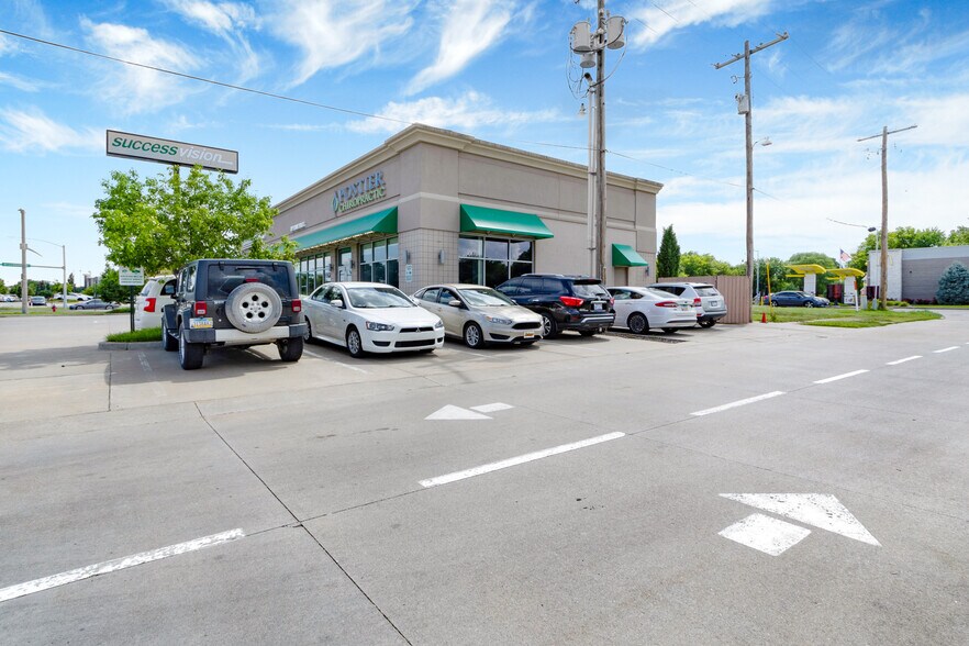 809 N 3rd St, Manhattan, KS à louer - Photo de l’immeuble – Image 2 sur 25