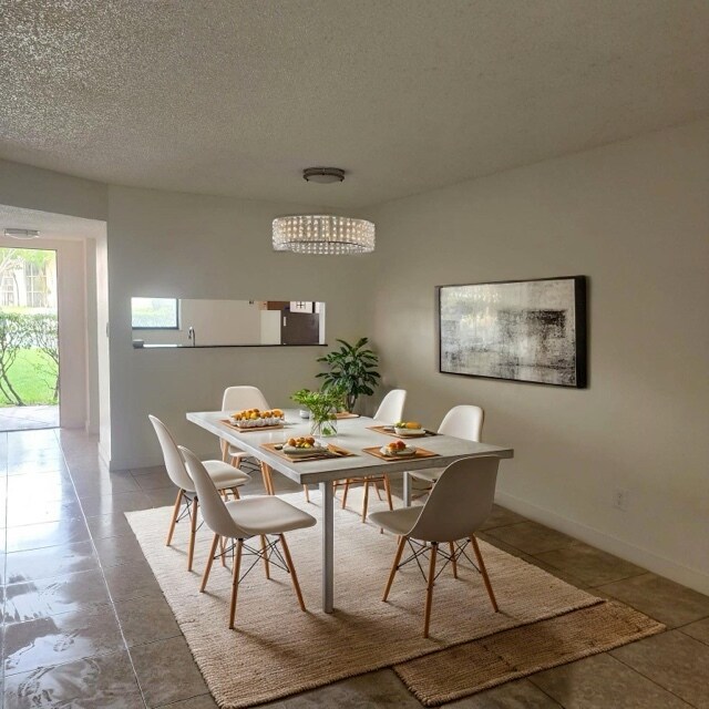 BULK CONDO PORTFOLIO OF 5 UNITS portefeuille de 5 biens à vendre sur LoopNet.fr Photo principale– Image 1 sur 34