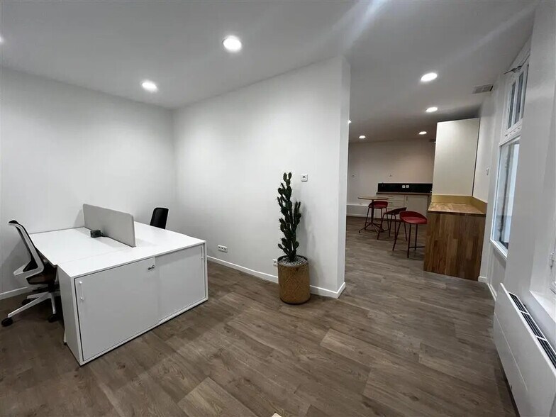 Bureau dans Paris à vendre - Photo de l’immeuble – Image 3 sur 6