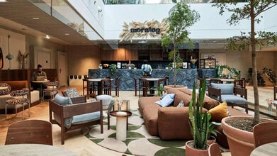 34 Rue Laffitte, Paris à louer Photo de l’immeuble– Image 1 sur 5