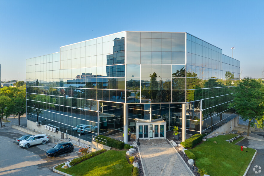 75 Tiverton Ct, Markham, ON à louer - Photo principale – Image 1 sur 4