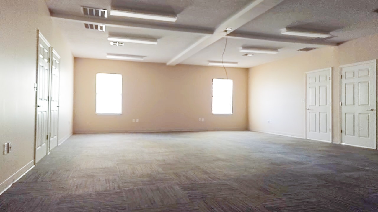 13453 N Main St, Jacksonville, FL à louer Photo de l’immeuble– Image 1 sur 5