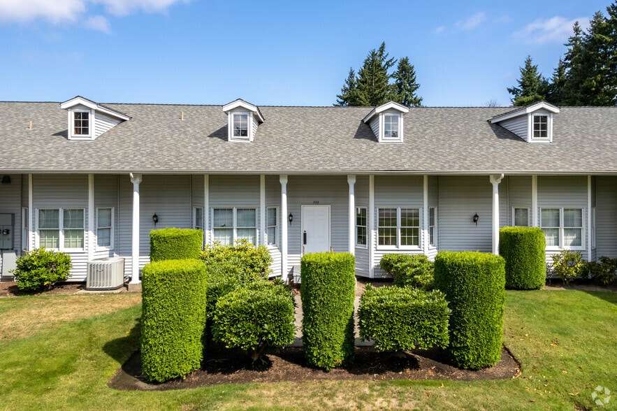 728 S 320th St, Federal Way, WA à vendre - Photo de l’immeuble – Image 3 sur 5