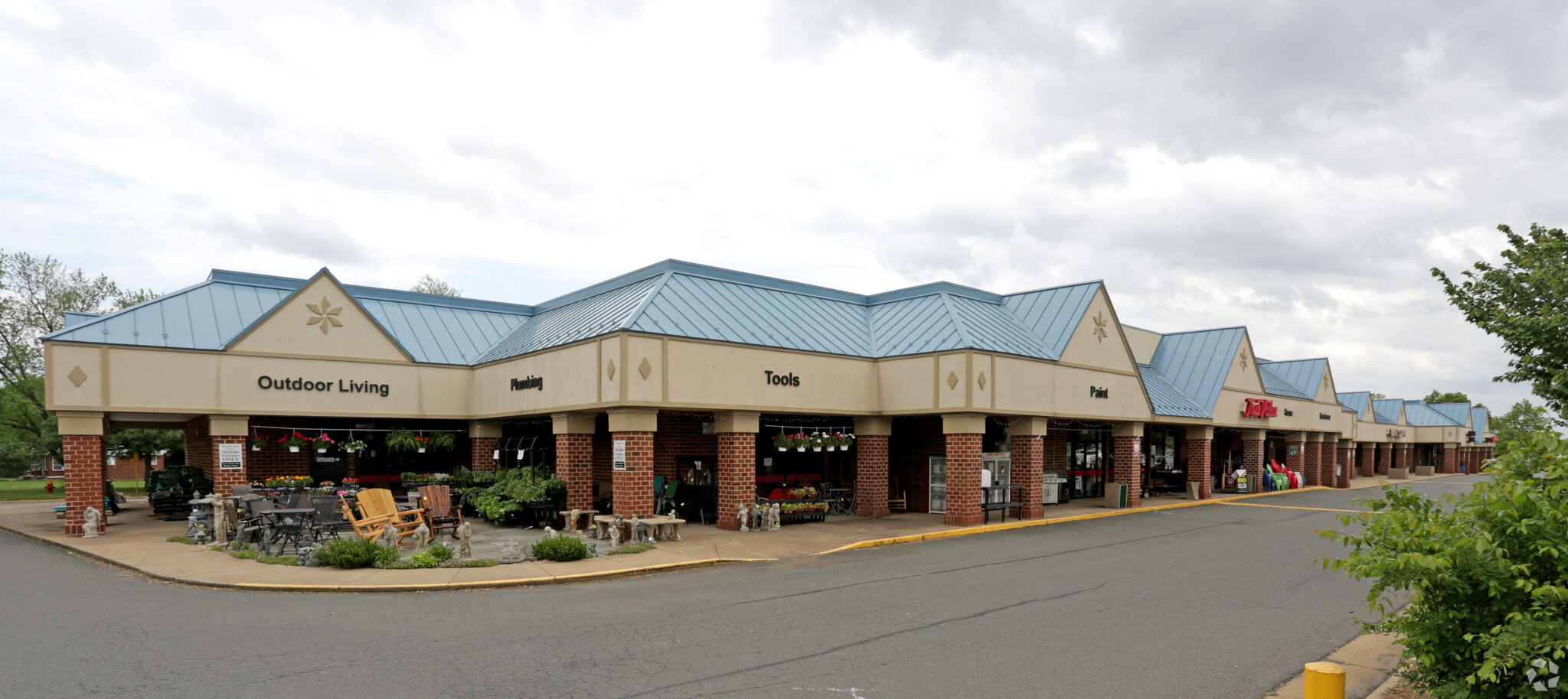 6346-6394 Village Center Dr, Bealeton, VA à louer Photo principale– Image 1 sur 7
