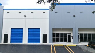 Plus de détails pour 955 NW 159th Dr, Miami, FL - Industriel/Logistique à louer