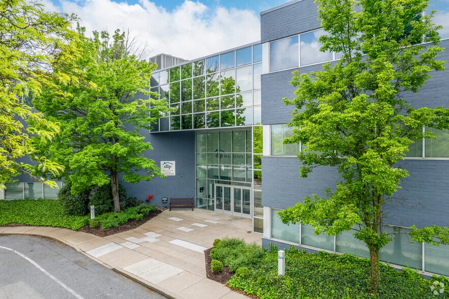 95 Highland Ave, Bethlehem, PA à louer - Photo de l’immeuble – Image 1 sur 38