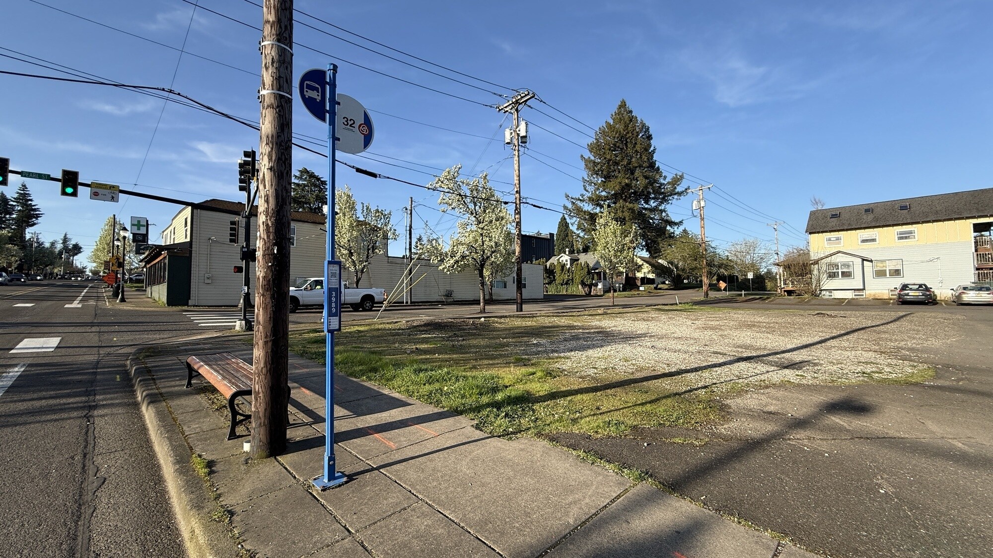220 Molalla Ave, Oregon City, OR à vendre Photo principale– Image 1 sur 2