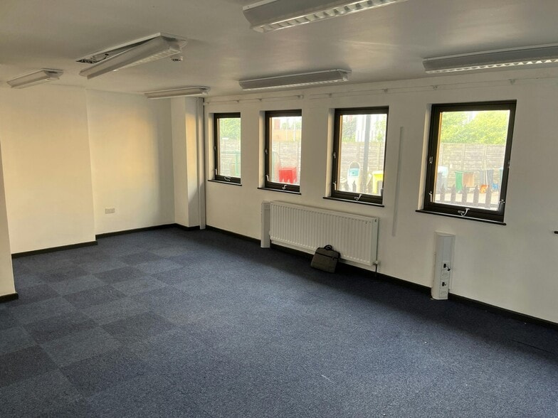 35 Vine St, Coventry à louer - Photo intérieure – Image 3 sur 8