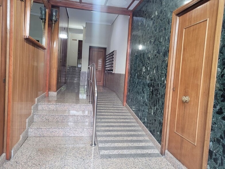 Calle del Padre Francisco Suárez, 3, Valladolid, Valladolid à vendre - Hall d’entrée – Image 2 sur 28