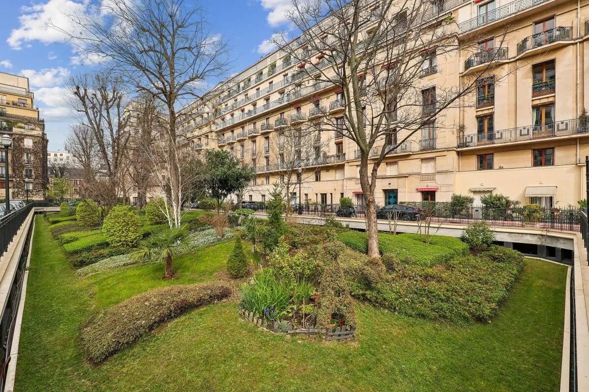 Bureau dans Paris à louer Photo principale– Image 1 sur 3