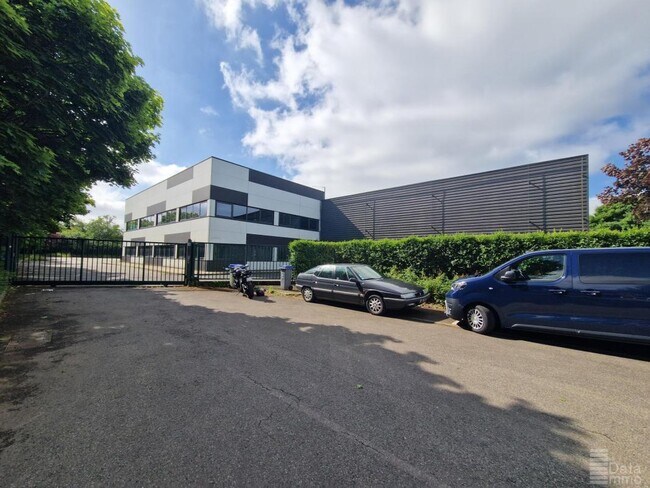 Plus de détails pour Industriel/Logistique à louer
