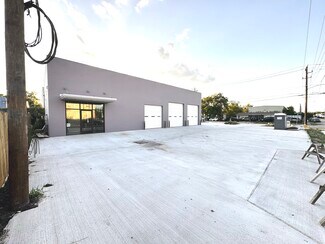 Plus de détails pour 3702 Buttercup St, Houston, TX - Local commercial à louer