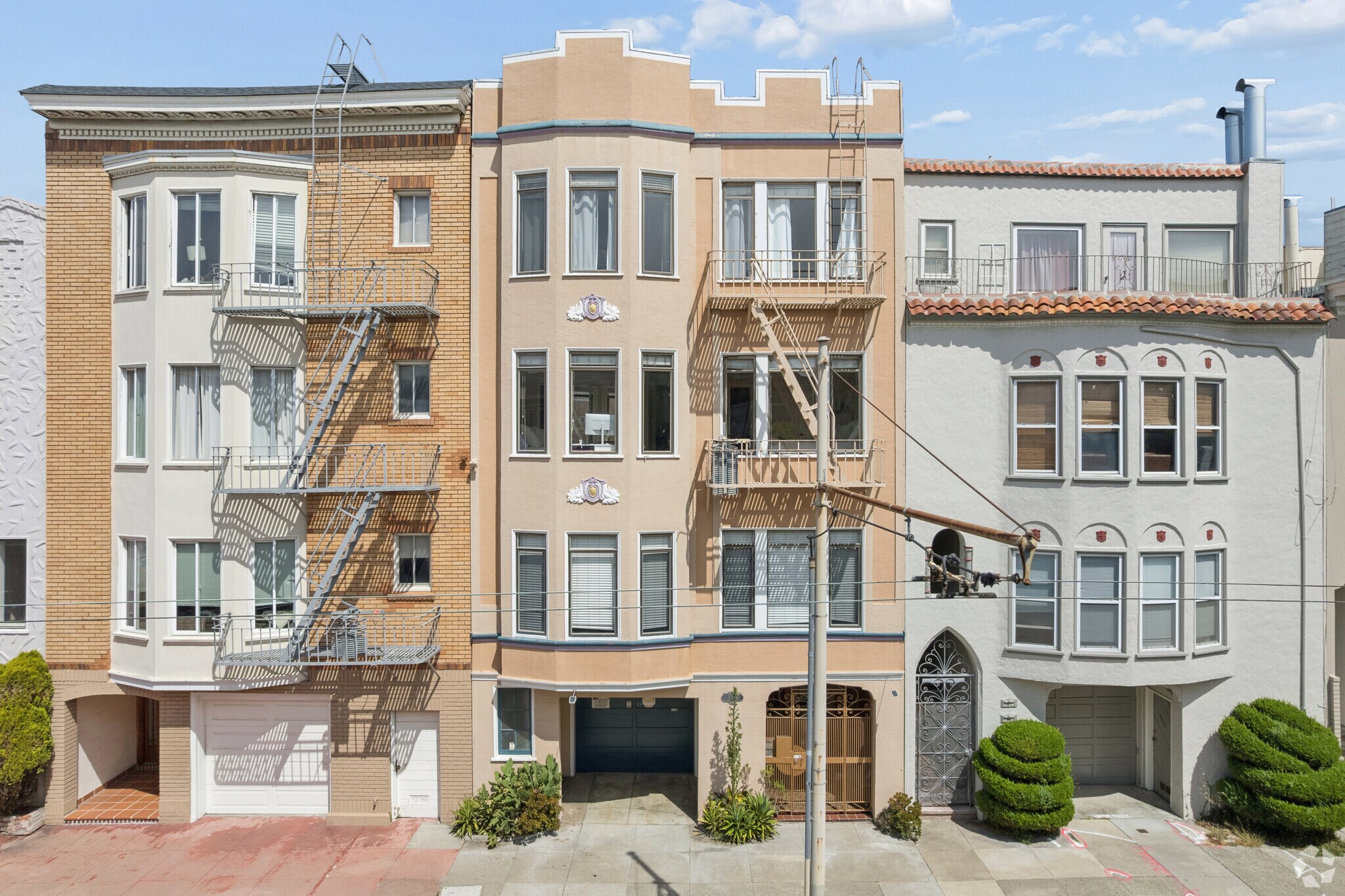 3324 Broderick St, San Francisco, CA à vendre Photo de l’immeuble– Image 1 sur 27