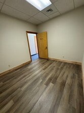 320 N 1st St, Hamilton, MT à louer Photo intérieure– Image 2 sur 2