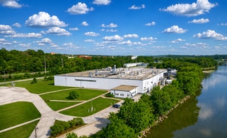 Plus de détails pour 141 E Riverside Dr, Fort Dodge, IA - Industriel/Logistique à vendre