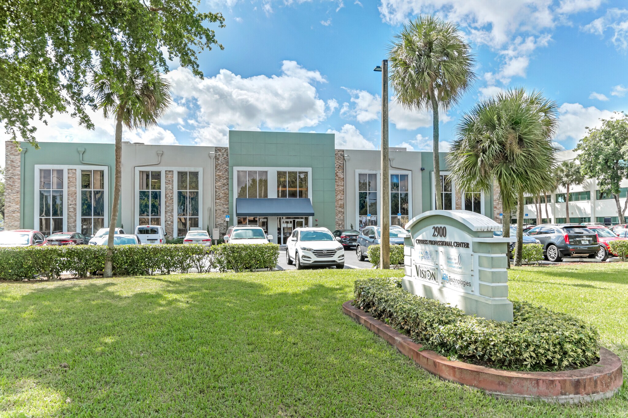 2900 W Cypress Creek Rd, Fort Lauderdale, FL à vendre Photo principale– Image 1 sur 28