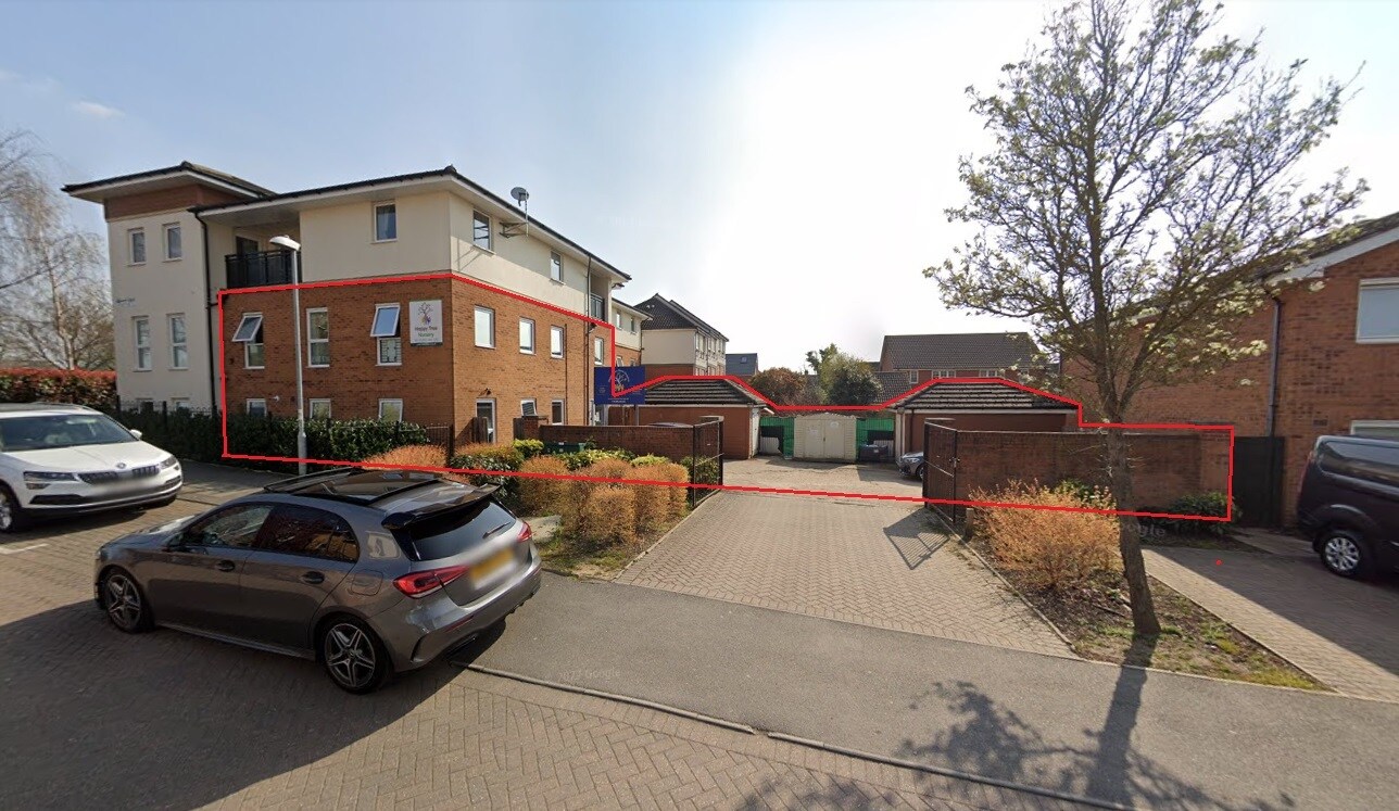 Admirality Close, West Drayton à vendre Photo principale– Image 1 sur 4