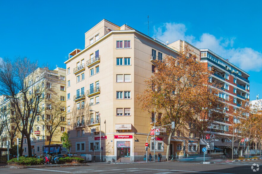 Calle Del Príncipe De Vergara, 55, Madrid, Madrid à louer - Photo principale – Image 1 sur 3