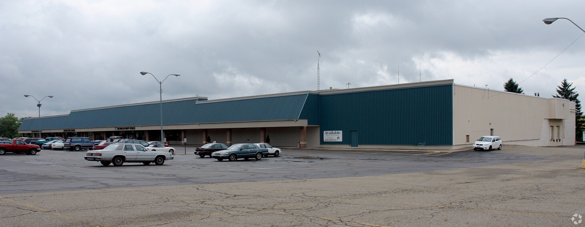 800-824 30th St NE, Canton, OH à louer Photo principale– Image 1 sur 3