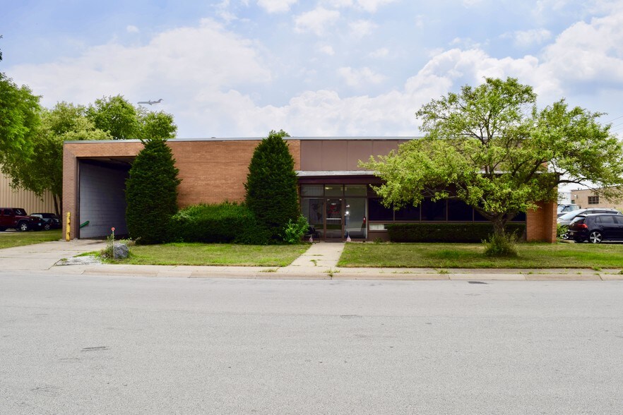 1851 Touhy Ave, Elk Grove Village, IL à louer - Photo principale – Image 1 sur 11