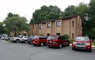 Plus de détails pour 5210-5216 Lyngate Ct, Burke, VA - Bureau à louer