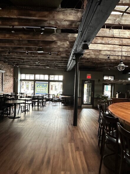 4266 Main St, Philadelphia, PA à louer - Photo intérieure – Image 3 sur 6