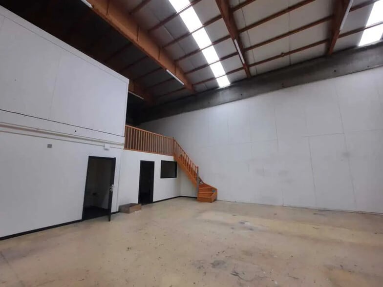 Bureau dans Dardilly à louer - Photo intérieure – Image 3 sur 7