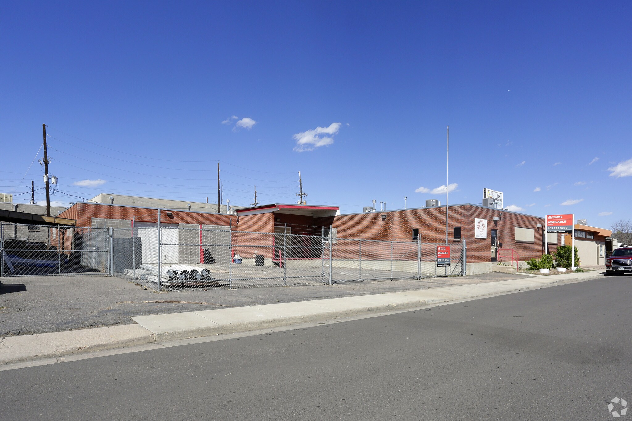 1125 S Inca St, Denver, CO à louer Photo principale– Image 1 sur 16
