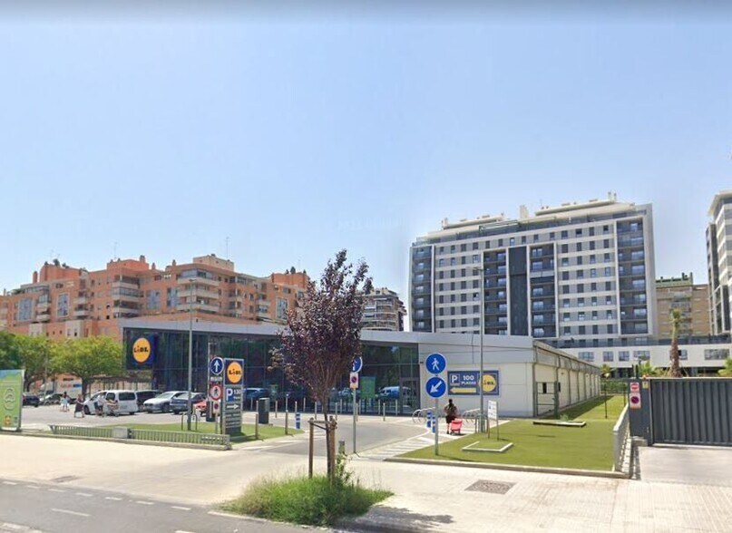Local commercial dans València, Valencia à vendre - Photo de l’immeuble – Image 3 sur 4