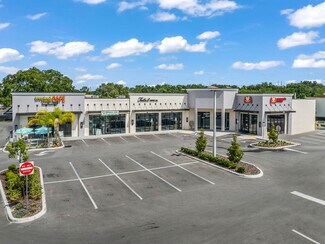 Plus de détails pour 13721 N US Highway 441, Lady Lake, FL - Local commercial à louer