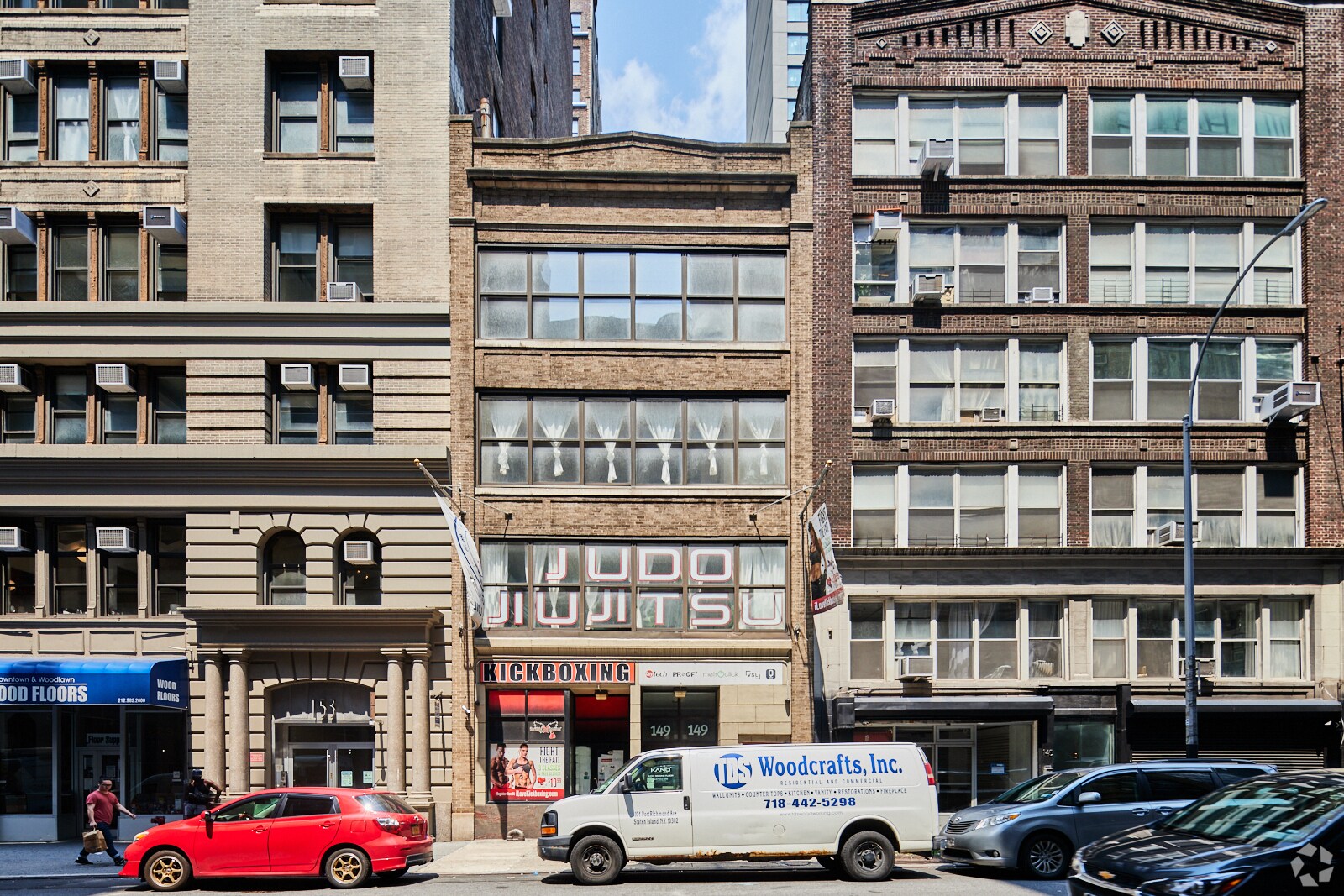 149 W 27th St, New York, NY à louer Photo de l’immeuble– Image 1 sur 4