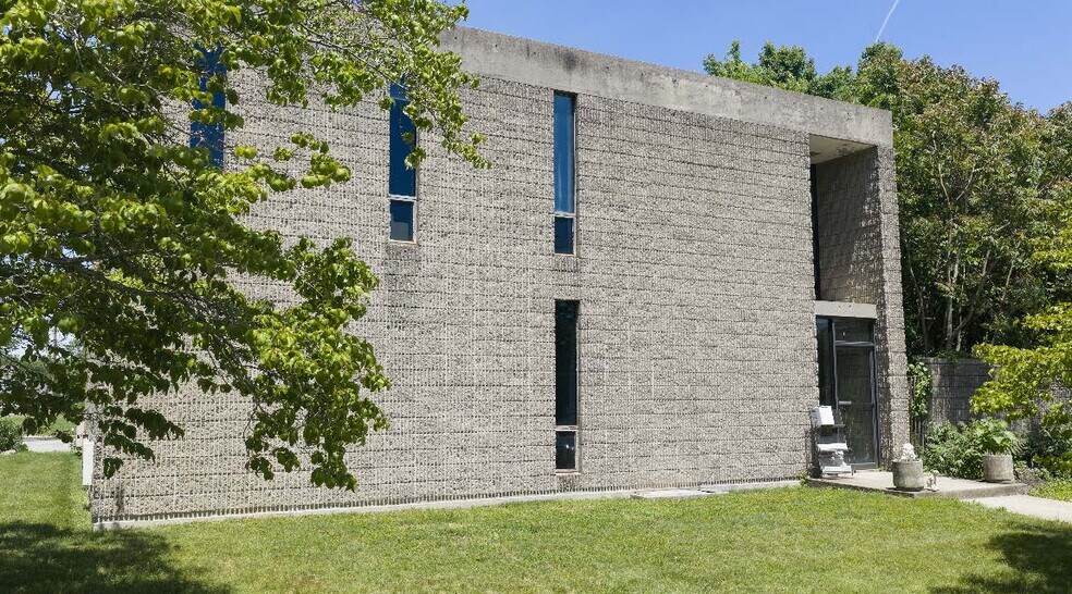 919 Main St, Clinton, MA à vendre - Photo de l’immeuble – Image 2 sur 10